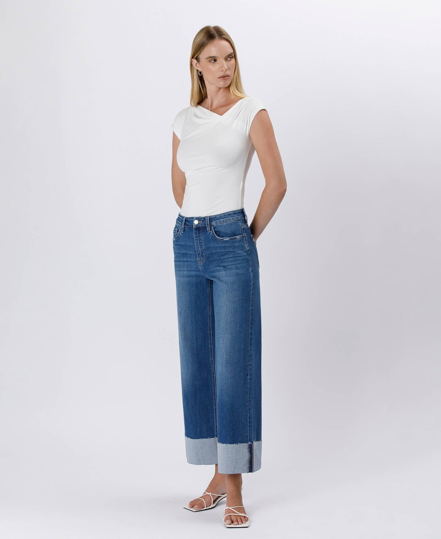Loveret-HR-Cuffed Ankle Wide Leg
