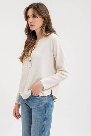 Half Button V-Neck-Cream