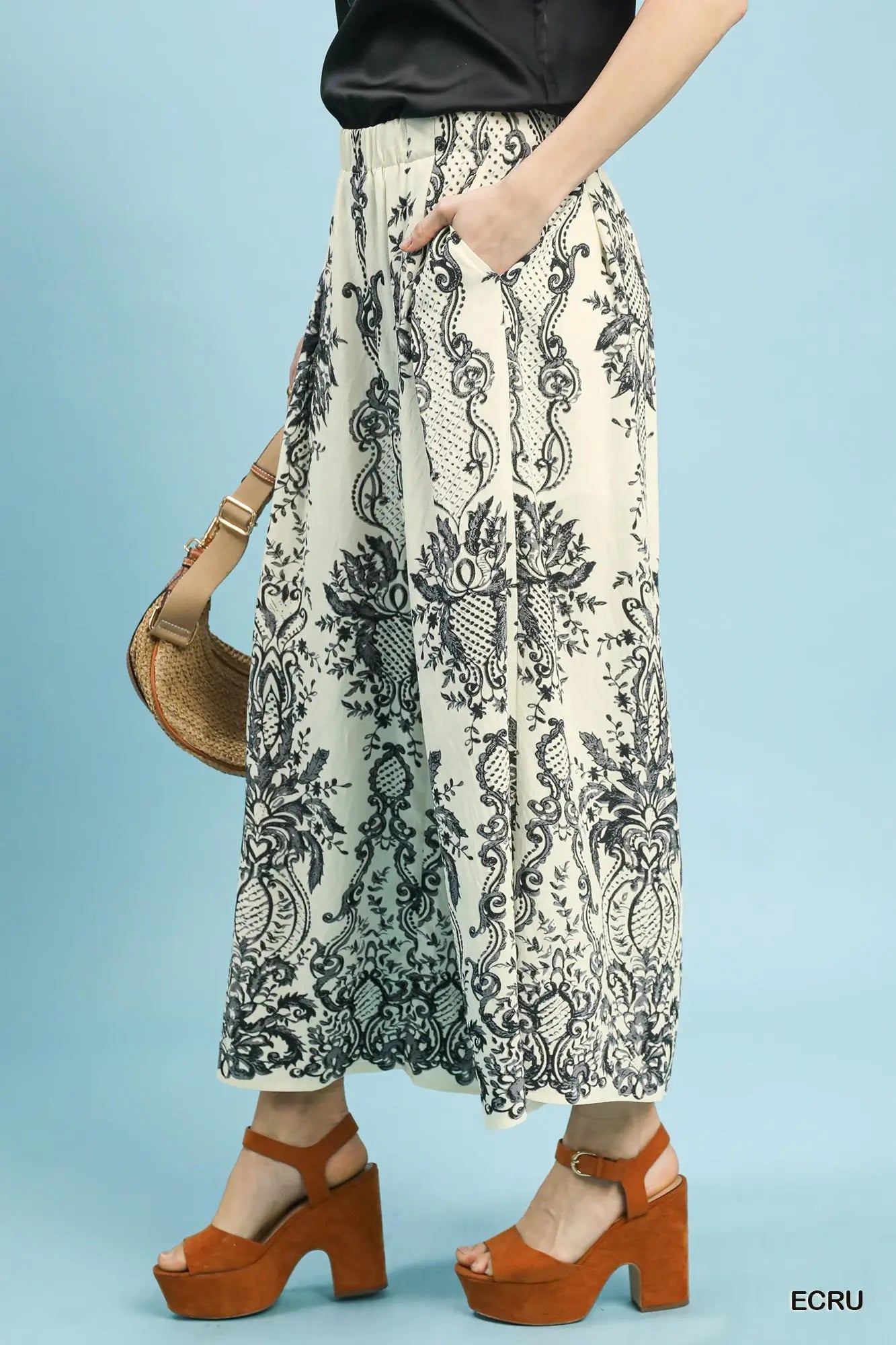 Border Print Wide Leg Bottoms
