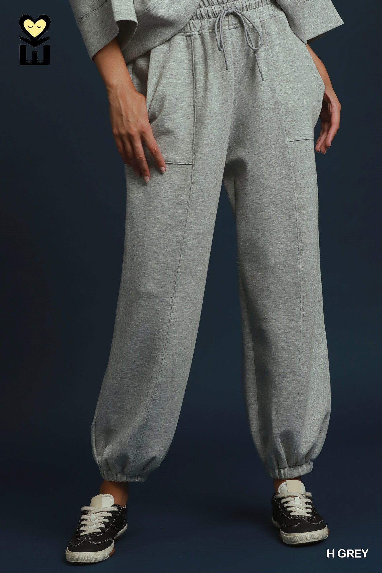 Essential Jogger-Gray