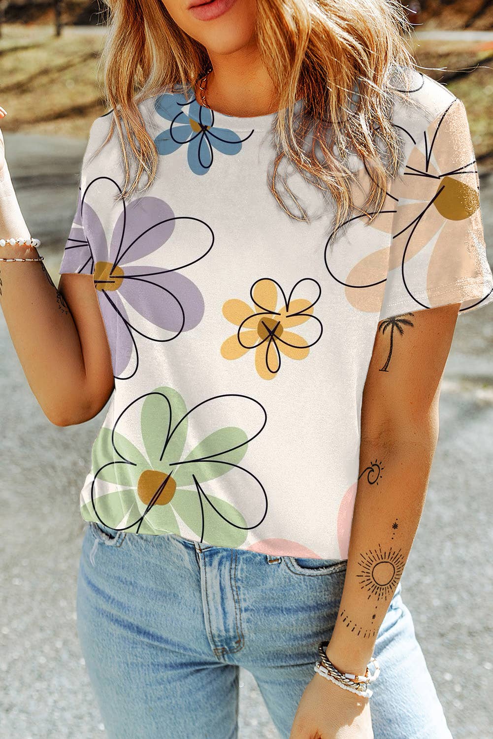 The Lazy Daisy Tee
