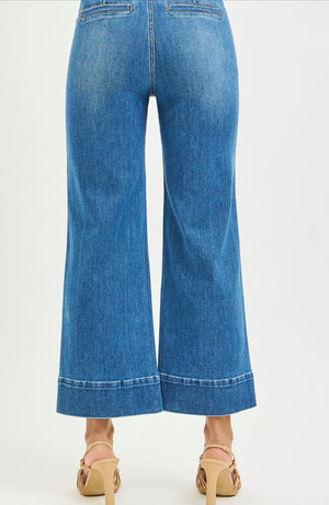 Risen-HR Crop w/Pocket