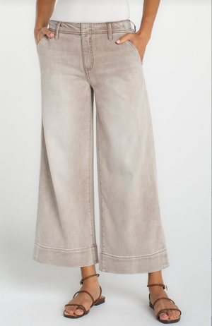 Weekender Crop Wide Leg