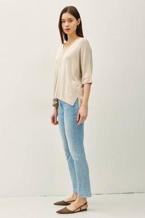 V-Neck Drop Shoulder-Cream