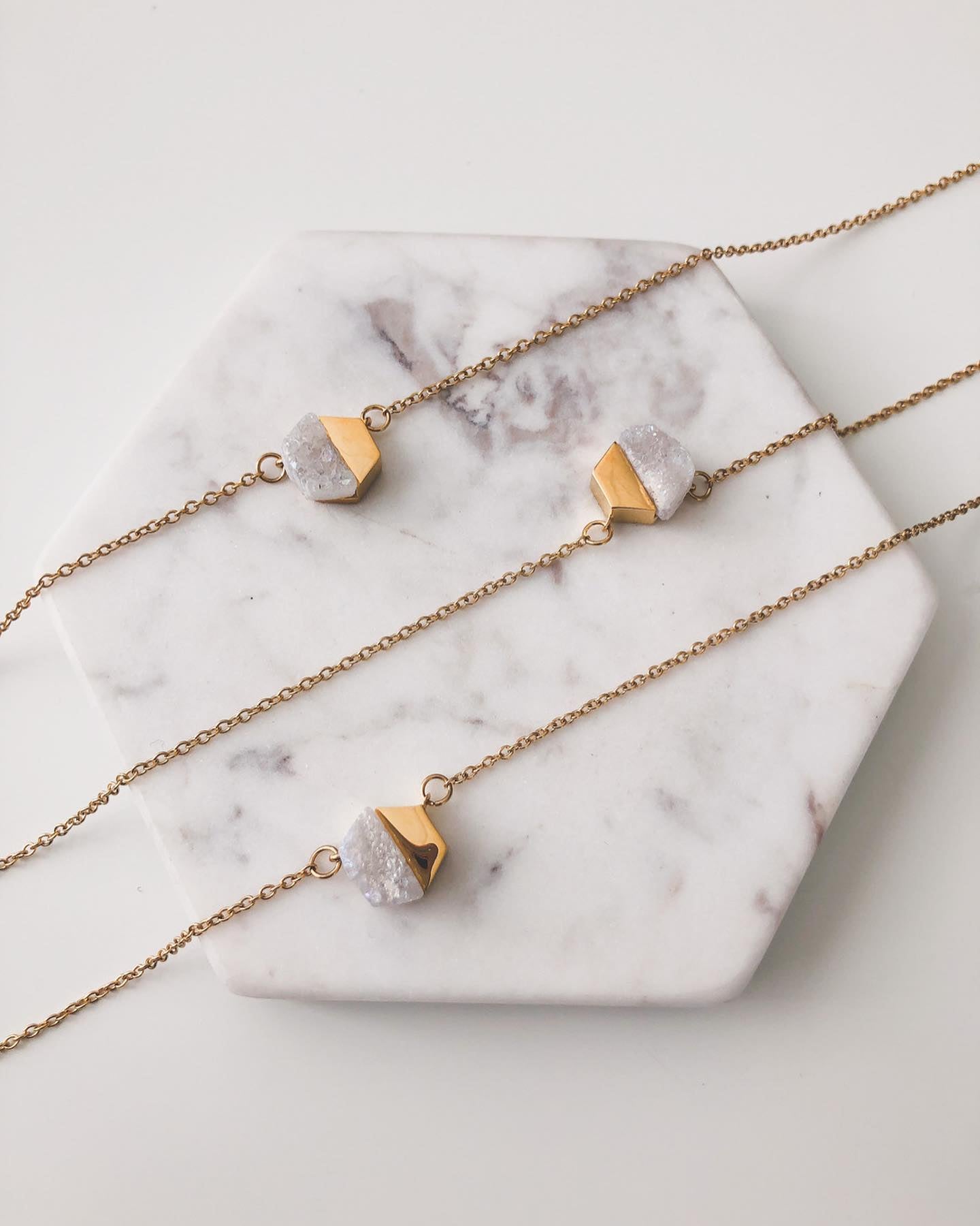 Goddess Collection Emery Necklace Gold