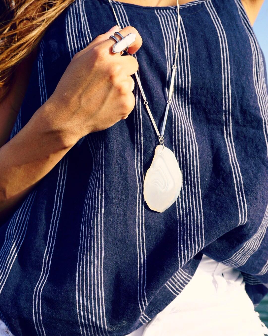 Agate Collection Silver Ashen Necklace