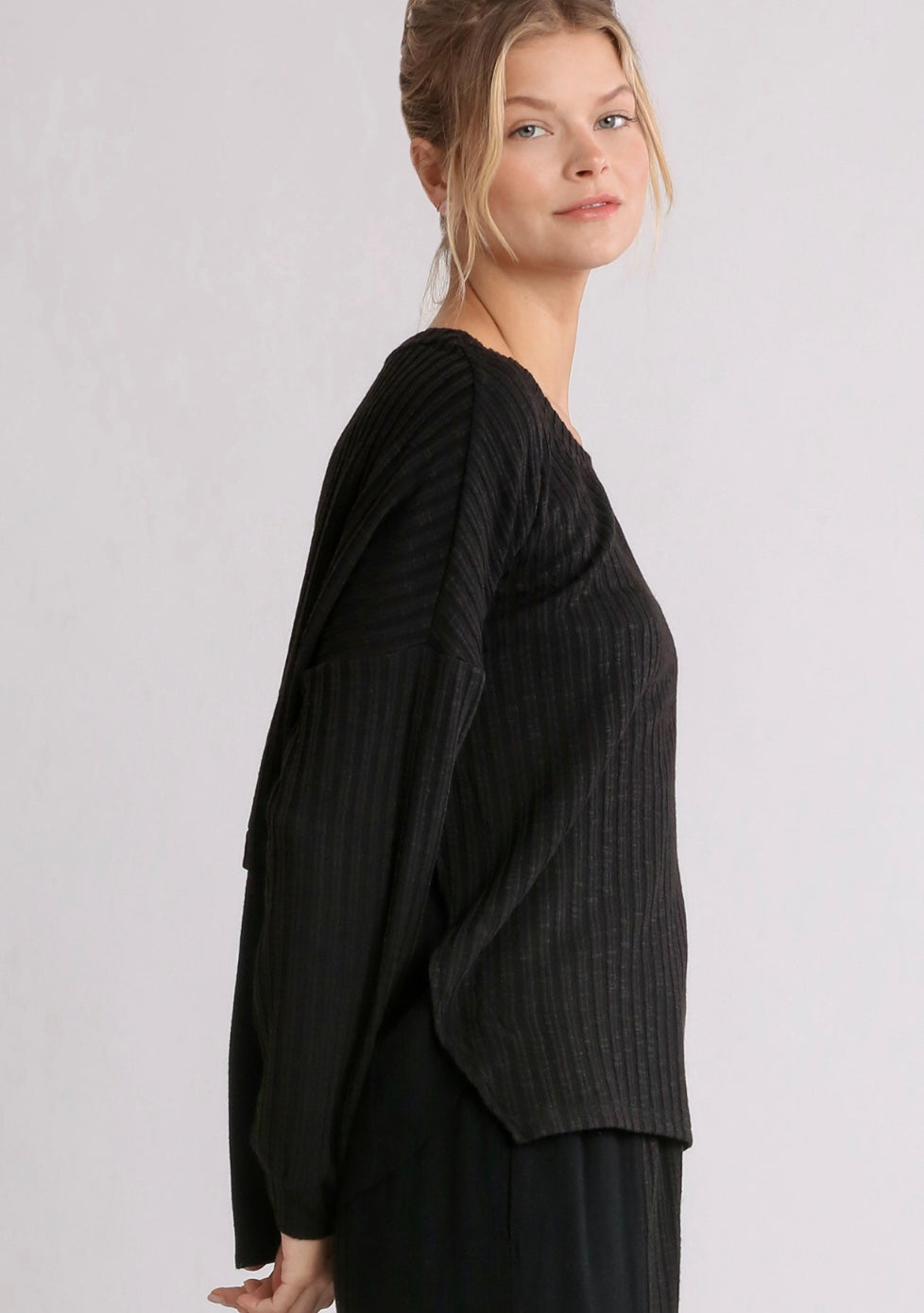 Simple Does the Job-Black