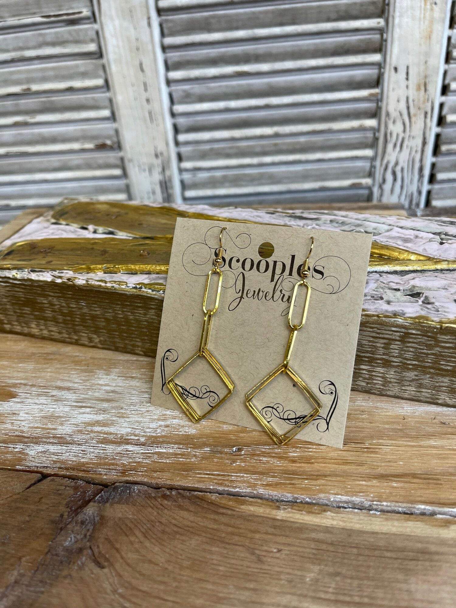 Scooples-Gold Paperclip